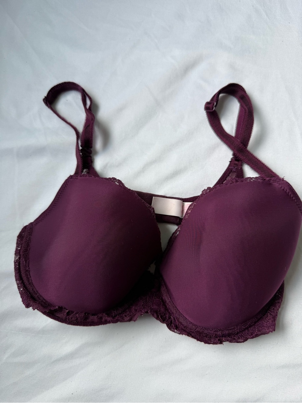 Victoria's Secret Angels Demi 32D